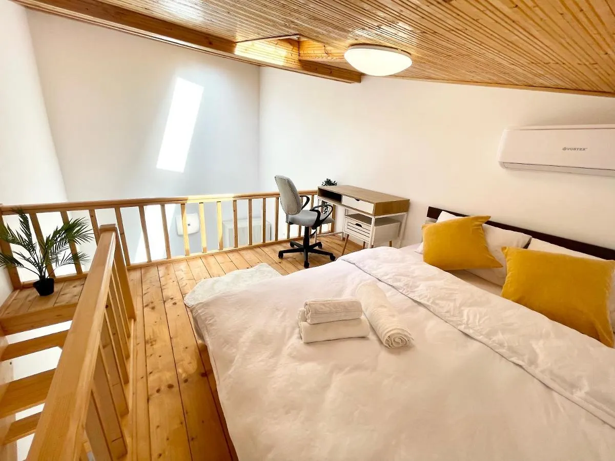 The Loft Apartment Bucharest 0*,